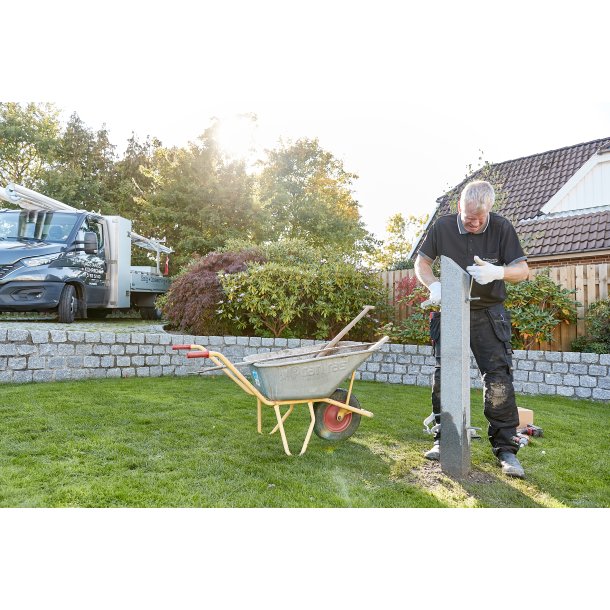 Opstilling af sttte og flagstang 13-14 meter